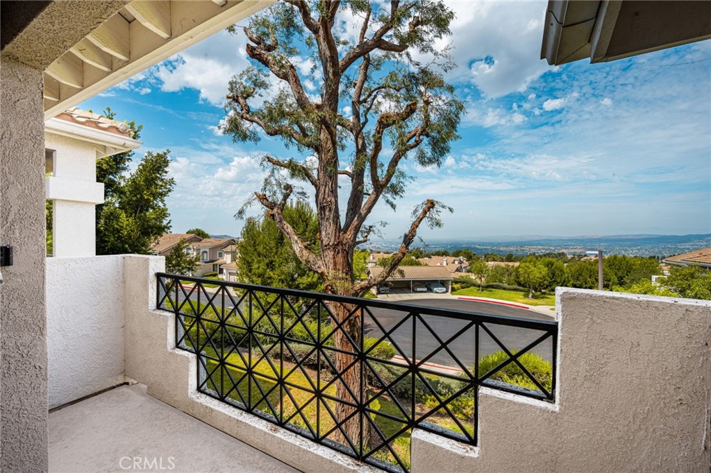 1045 S Daybreak Court Property Photo 32