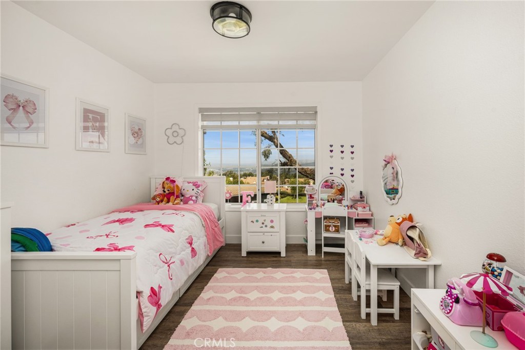 1045 S Daybreak Court Property Photo 33