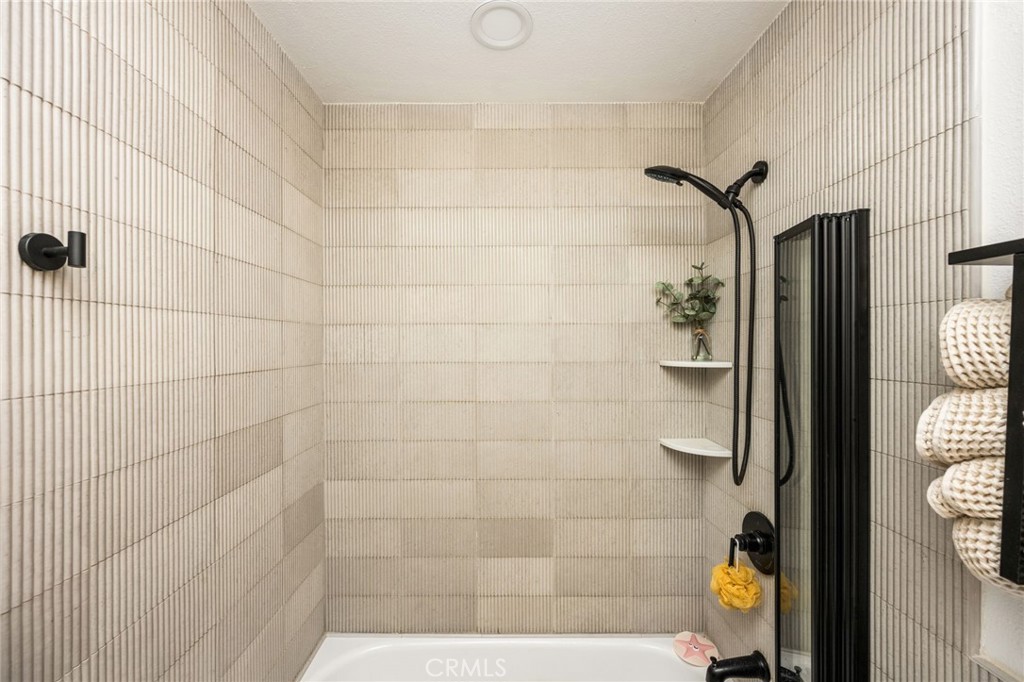 1045 S Daybreak Court Property Photo 37