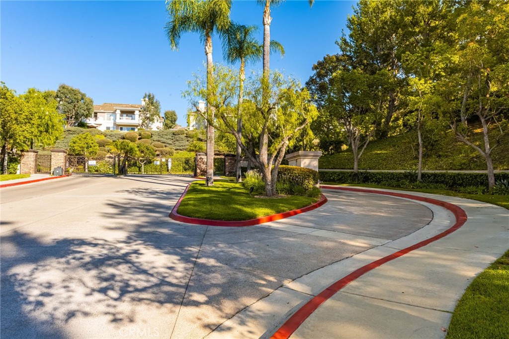 1045 S Daybreak Court Property Photo 43