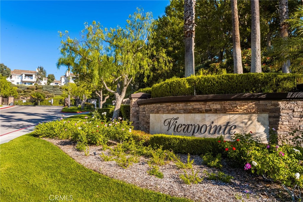 1045 S Daybreak Court Property Photo 44