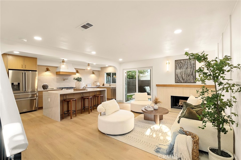 14064 Tiffany Drive Property Photo 6