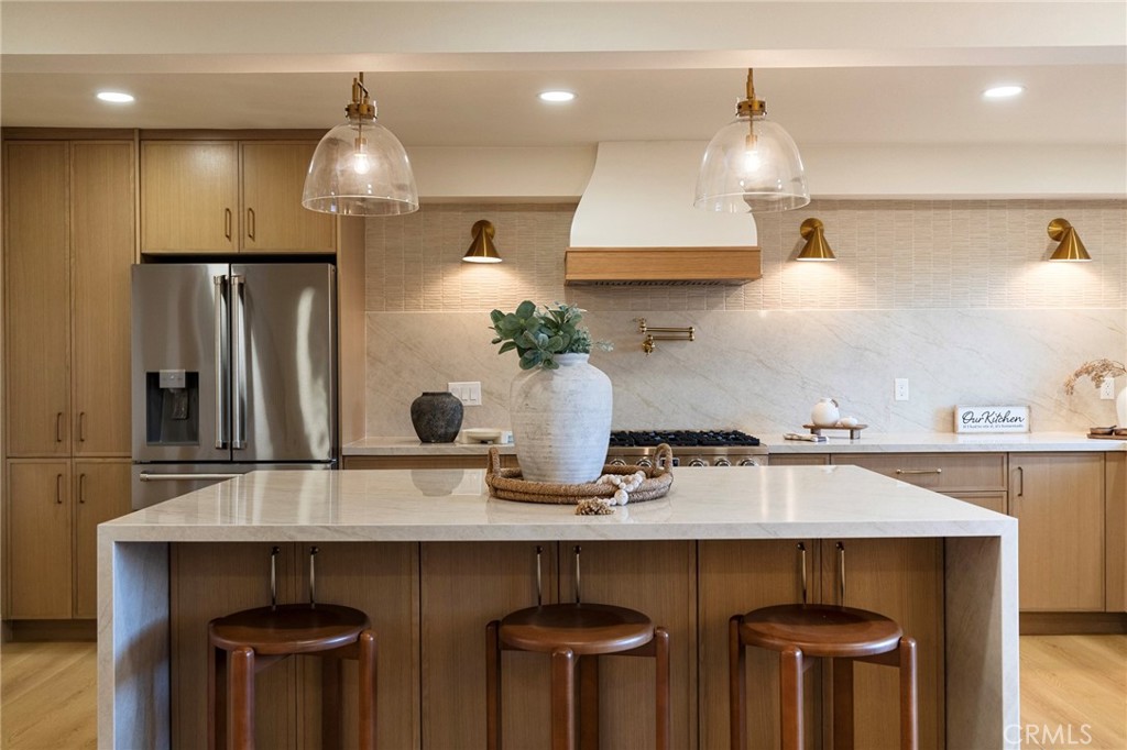14064 Tiffany Drive Property Photo 7