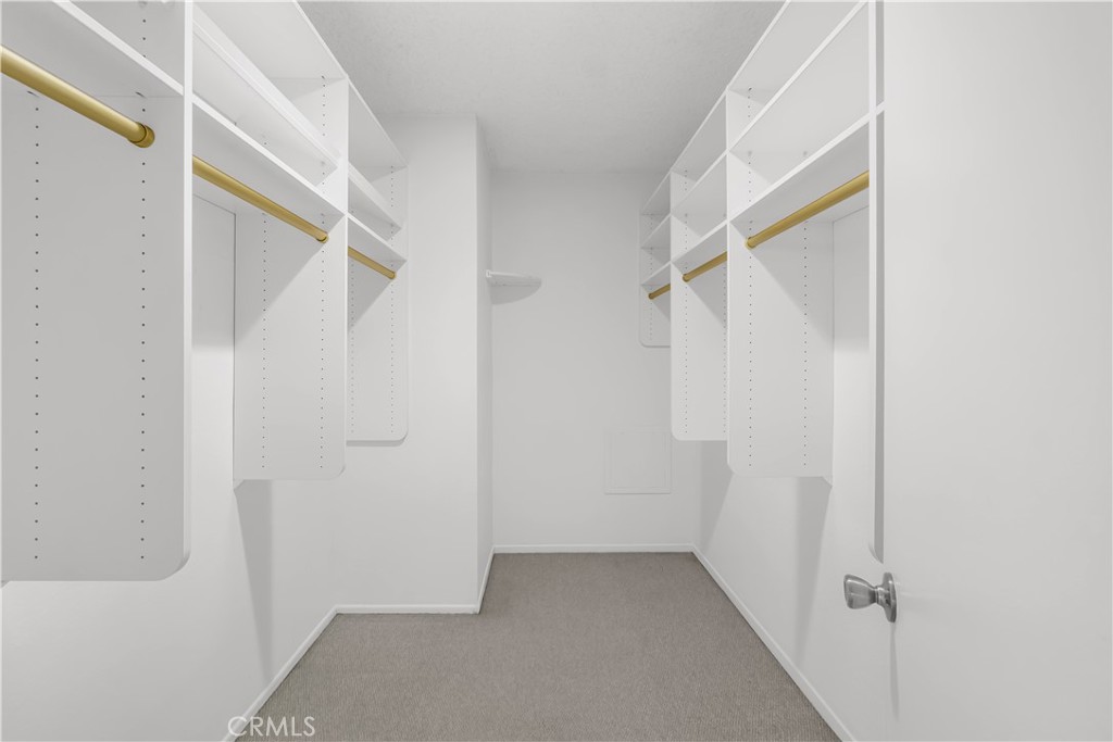 3054 Associated 22 Property Photo 19