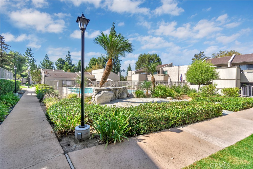 3054 Associated 22 Property Photo 23