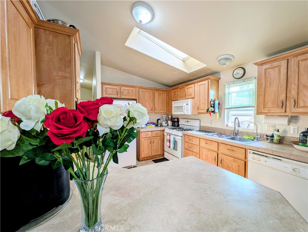 10550 Western Avenue 34 Property Photo 10