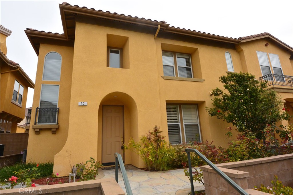 22 Roseville Property Photo 1