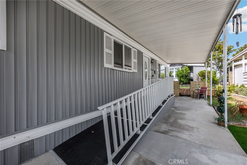16943 S Lake Forest 95 Property Photo 17