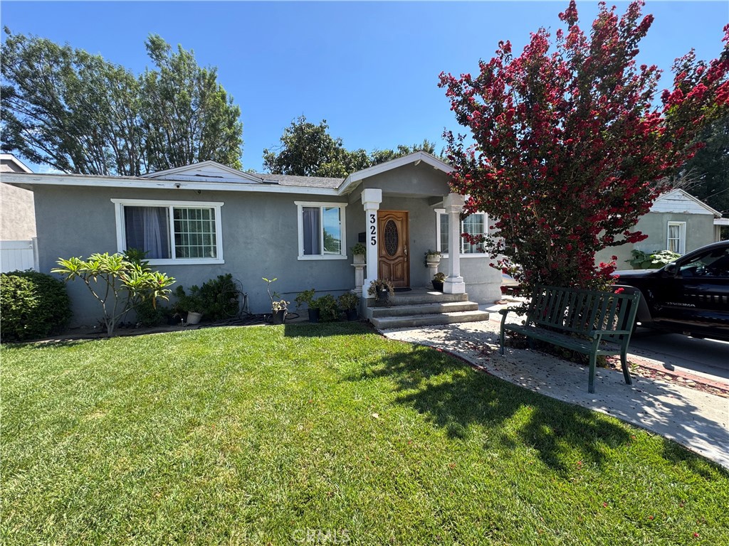 325 Pasadena Property Photo 1