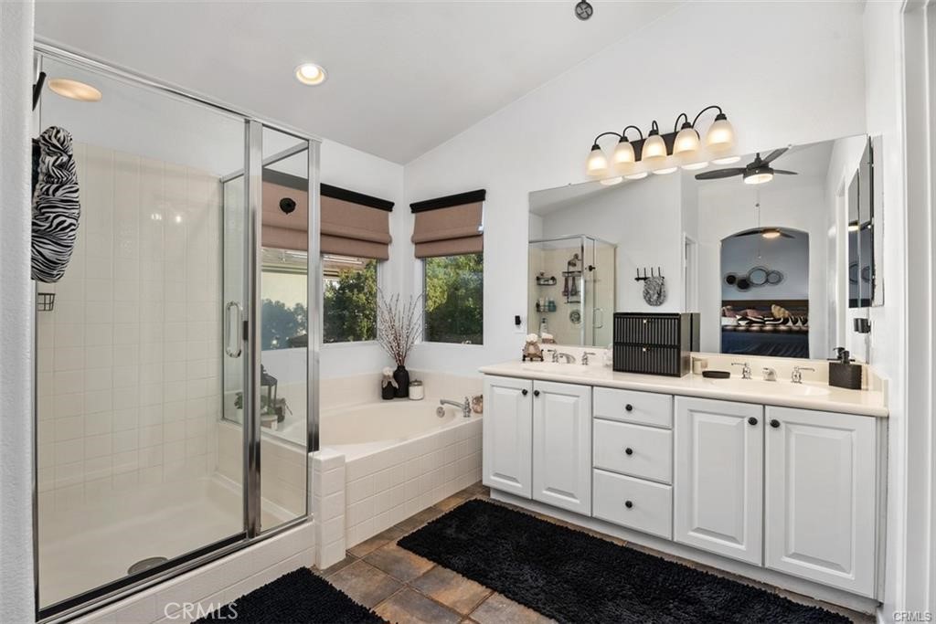 2 Daybreak Property Photo 17