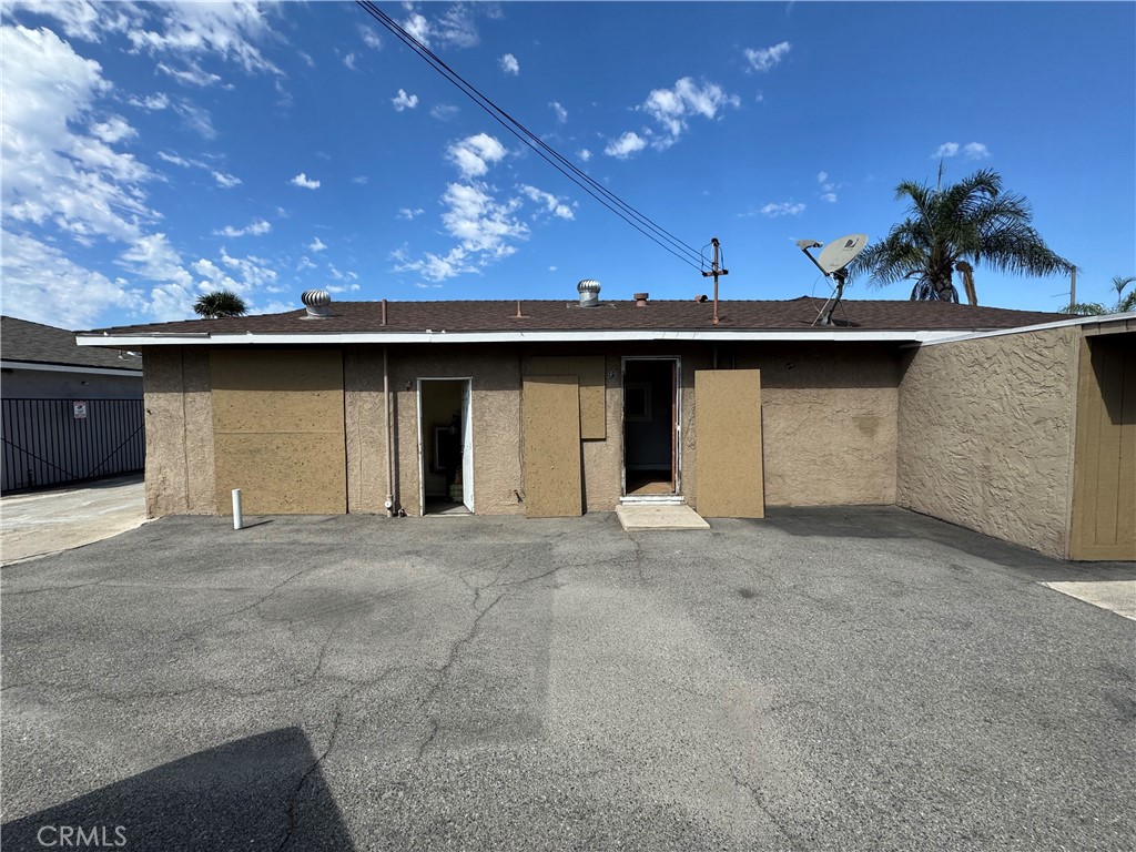 200 N Brookhurst Property Photo 1