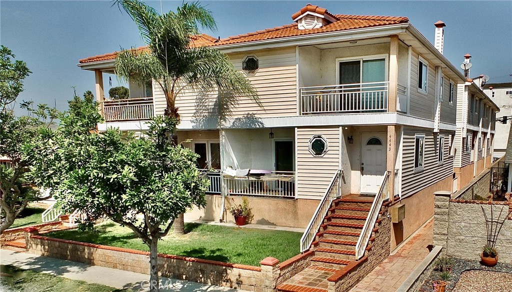 4441 Farquhar Property Photo 1