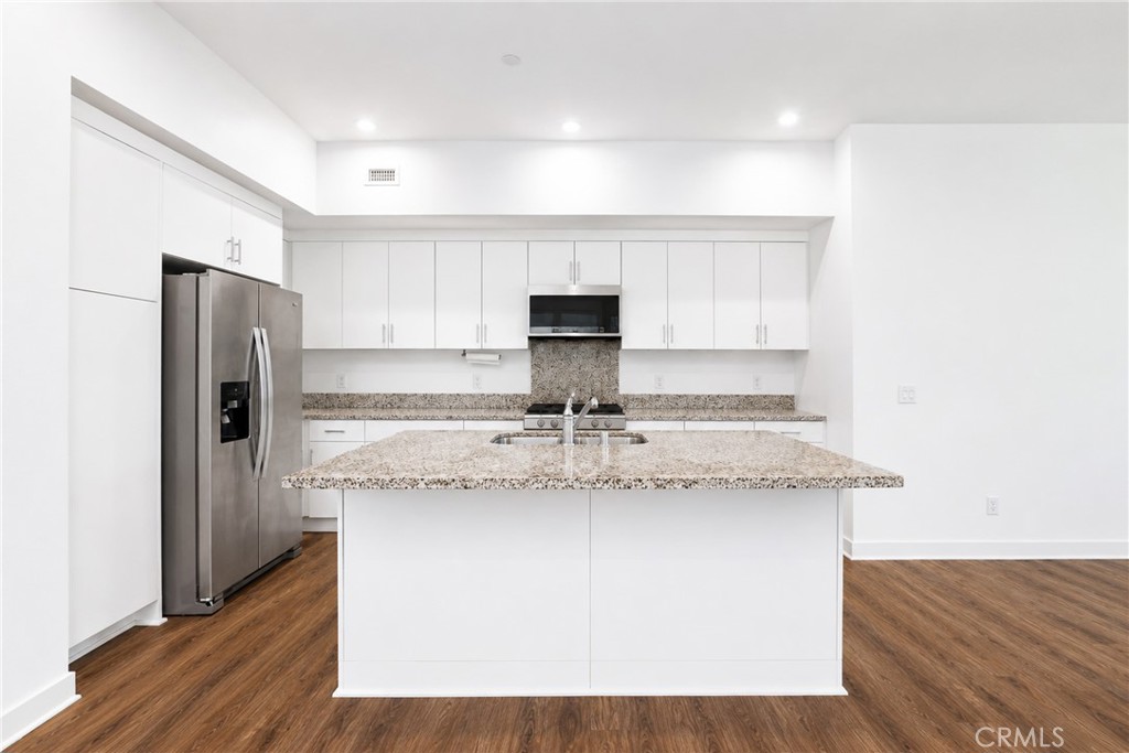 1646 S Urbana Property Photo 12