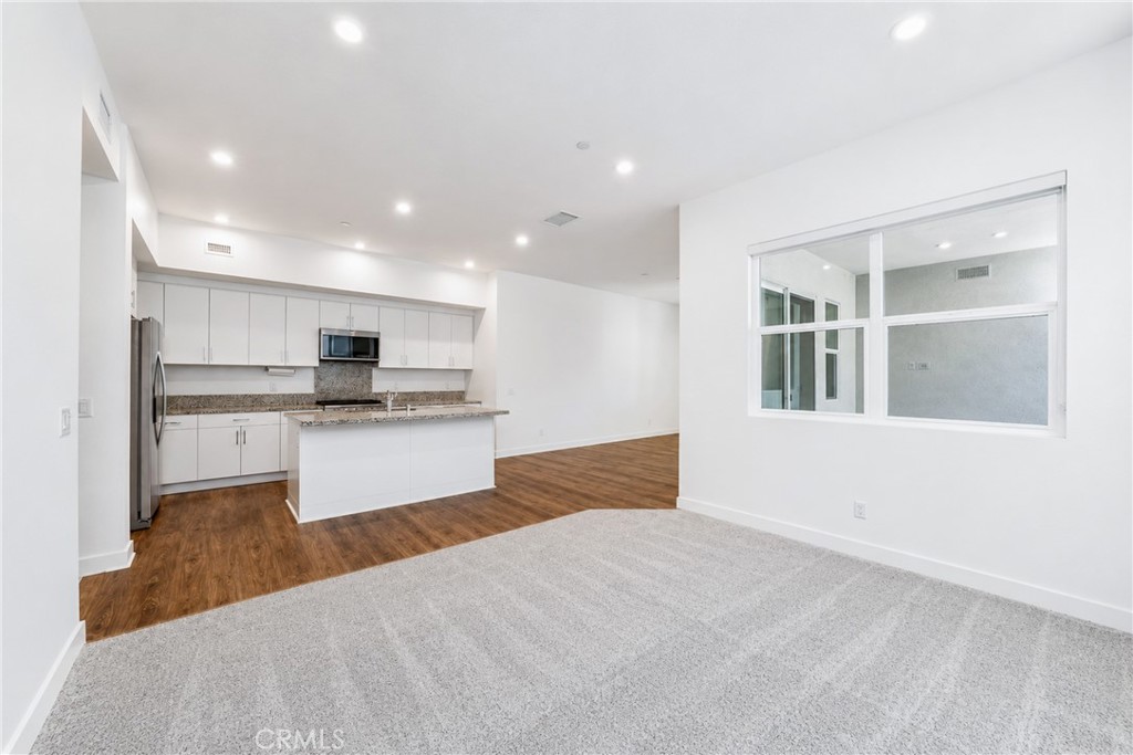1646 S Urbana Property Photo 13