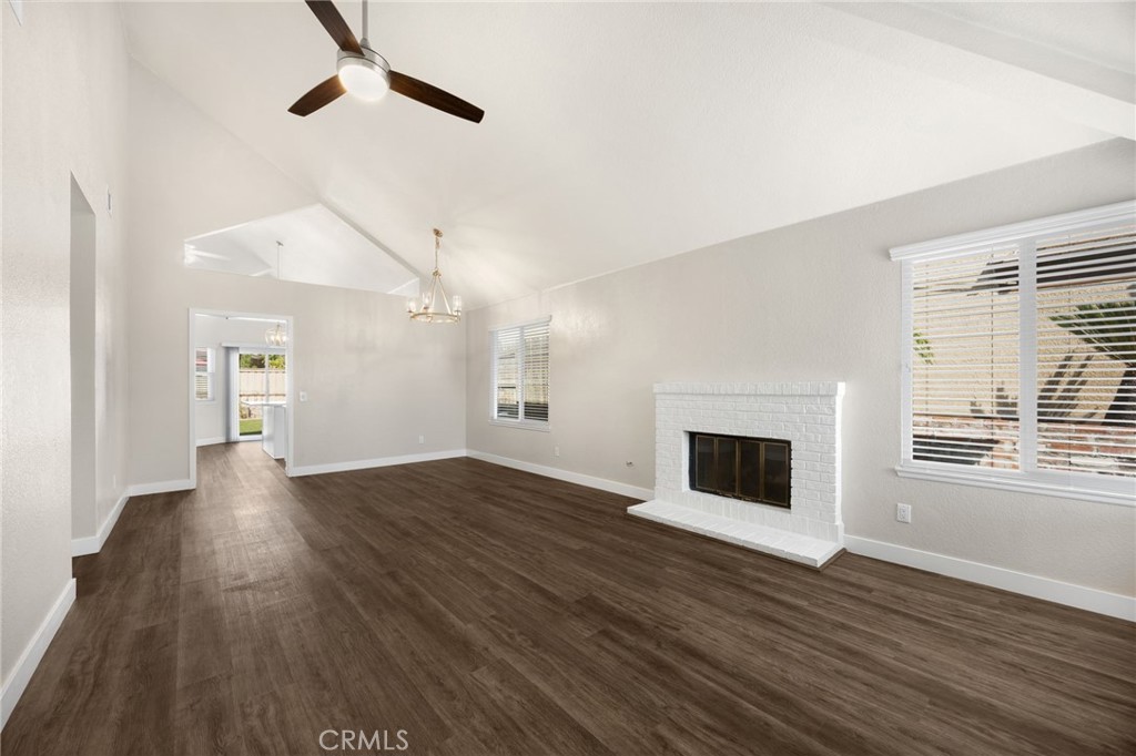 7372 Hinsdale Place Property Photo 3