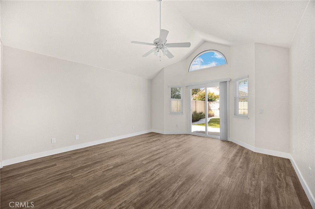 7372 Hinsdale Place Property Photo 14