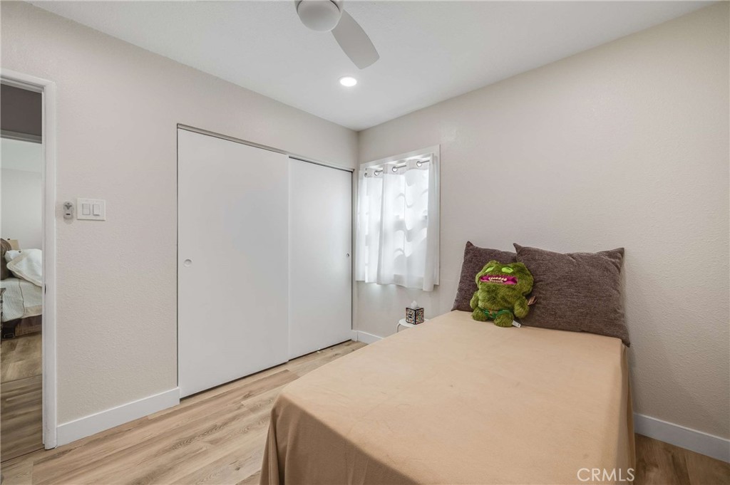 1802 E 53rd Property Photo 17