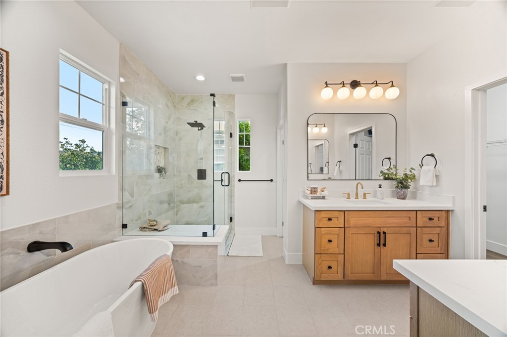 18048 Lemon Property Photo 1