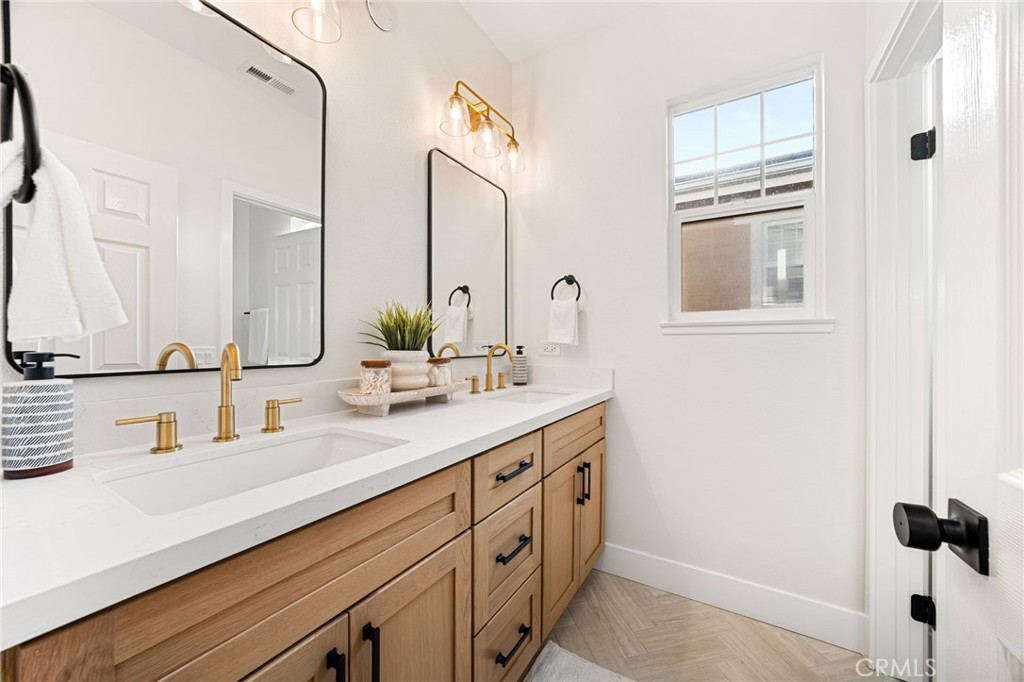 18048 Lemon Property Photo 34