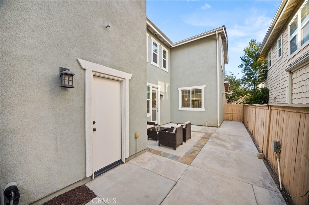 18048 Lemon Property Photo 38