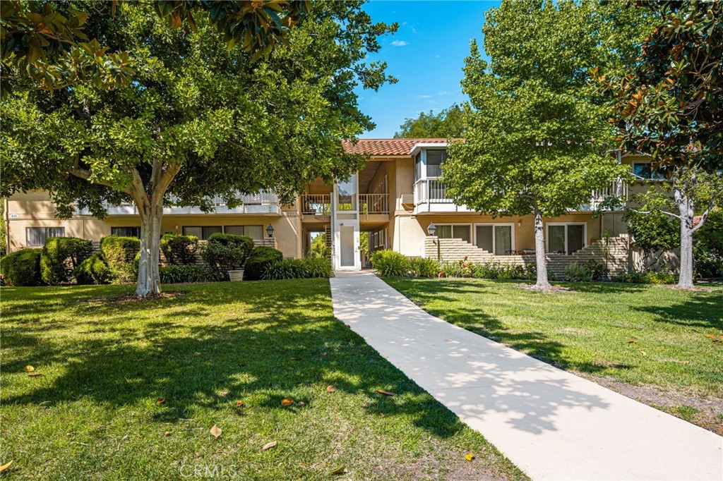845 Ronda Mendoza A Property Photo 2