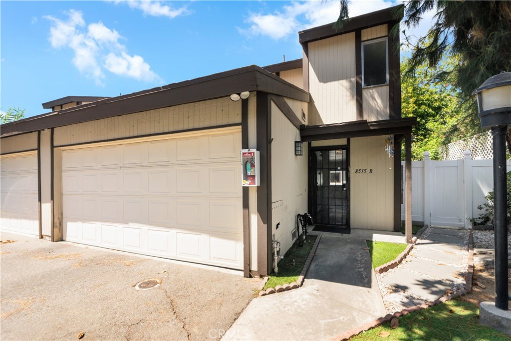 8515 Burnet #b Avenue #b Property Photo 3