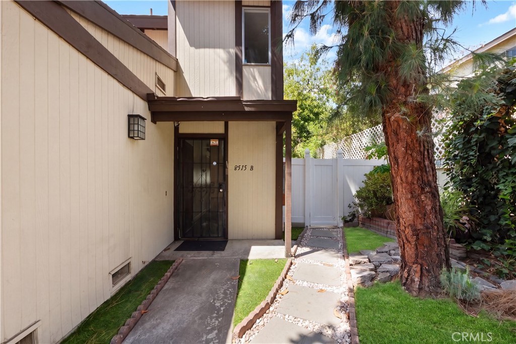 8515 Burnet #b Avenue #b Property Photo 31