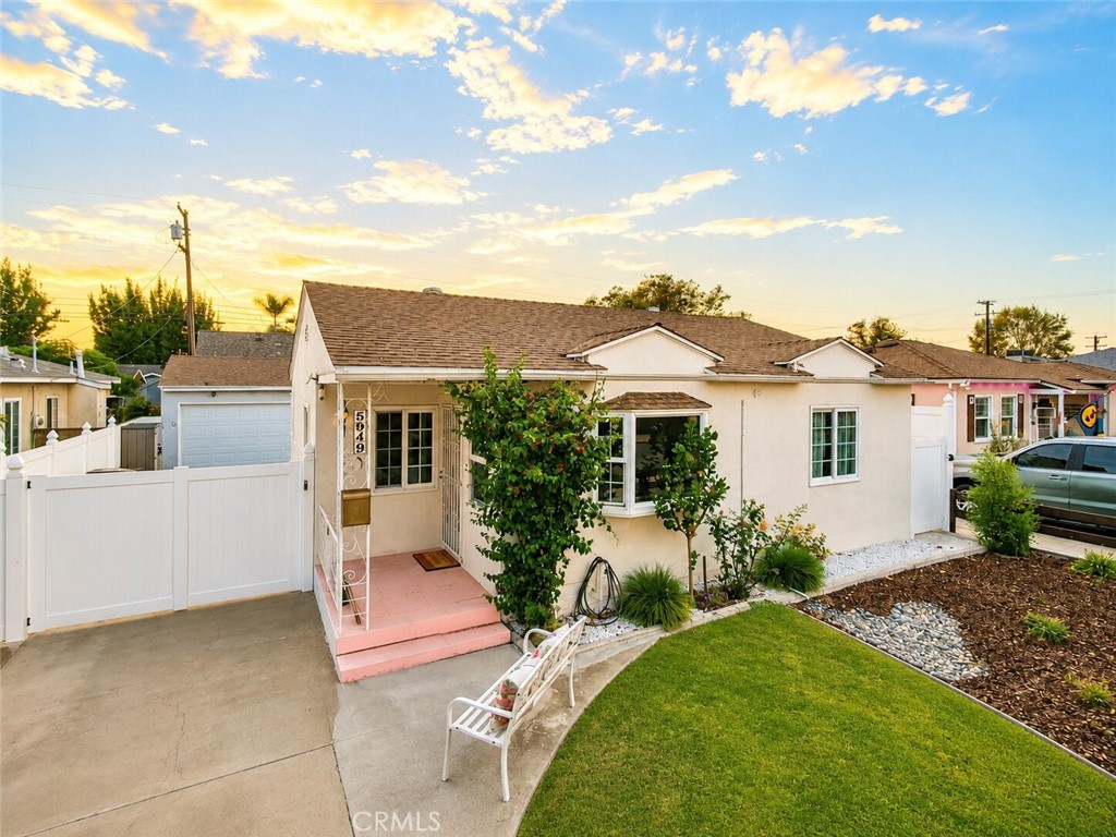5949 Autry Property Photo 1