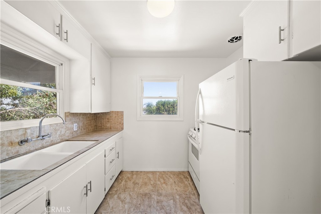 1136 Linden Avenue Property Photo 6