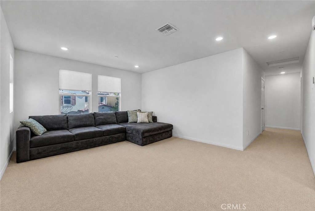 16083 Tanzinite Lane Property Photo 11