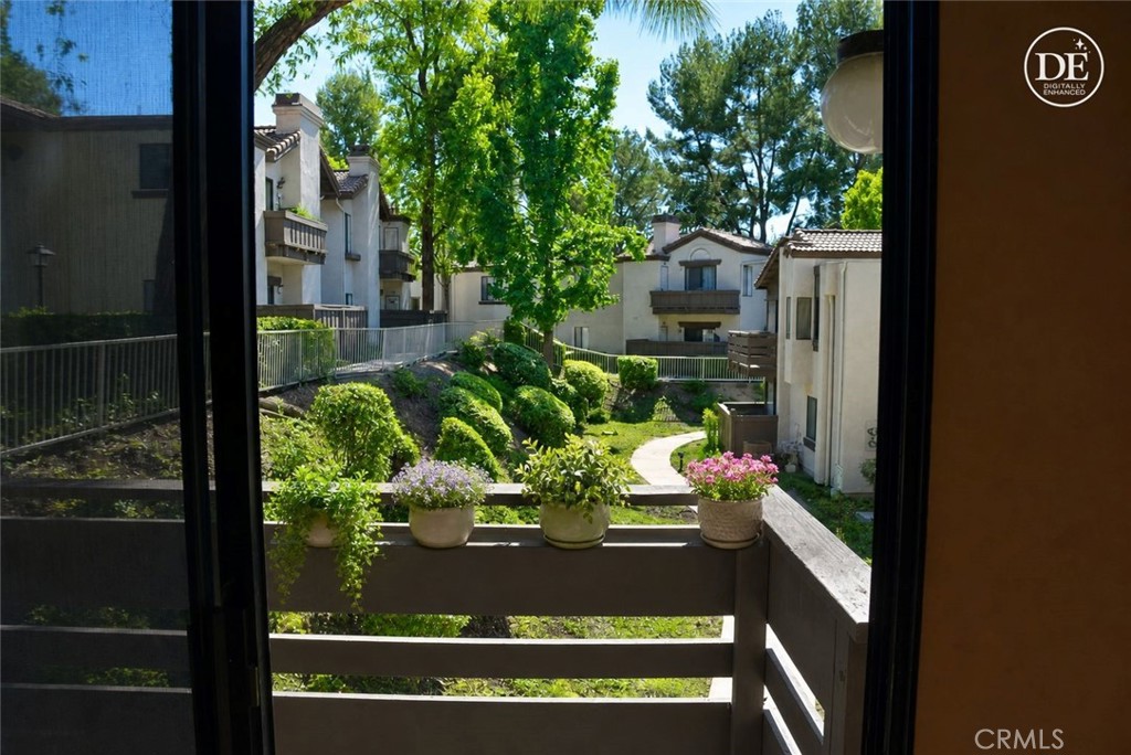 22733 Lakeway Property Photo 5