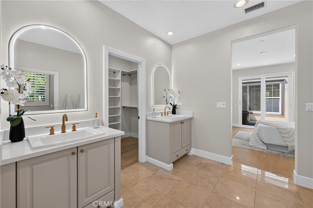 163 Fieldwood Property Photo 15