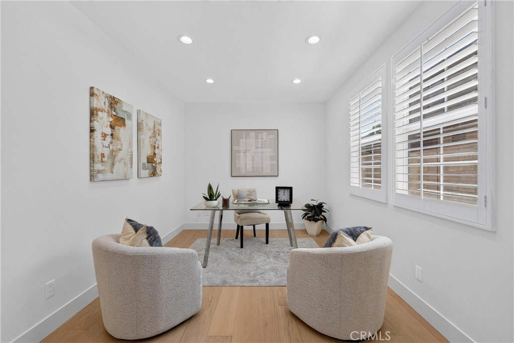163 Fieldwood Property Photo 32
