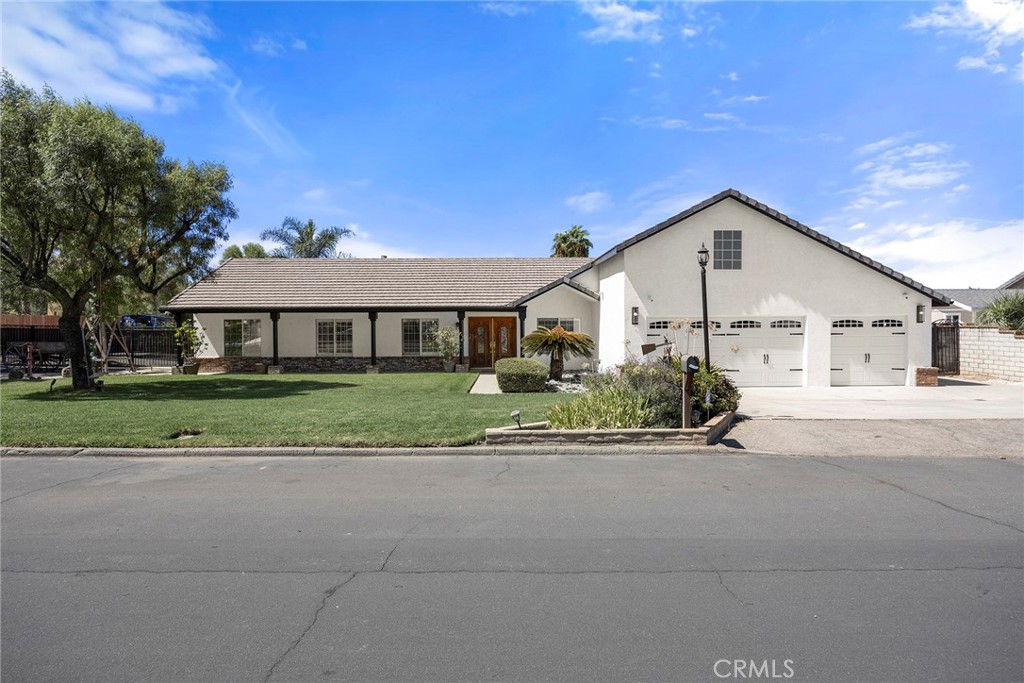 17411 Kaison Circle Property Photo 1