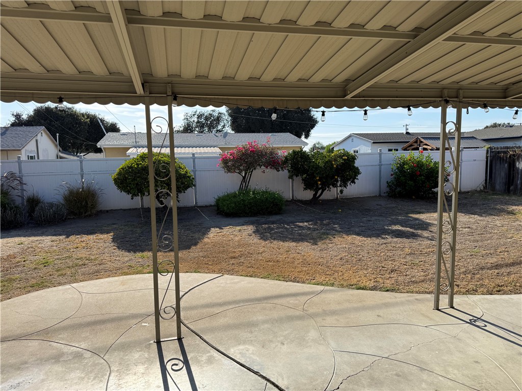 309 Russell Property Photo 9