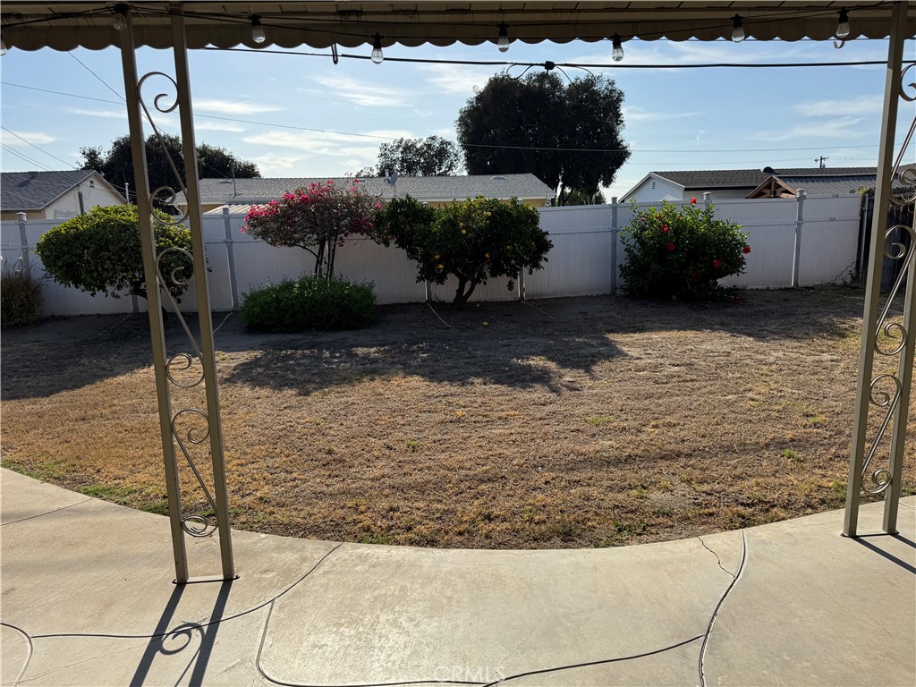 309 Russell Property Photo 11