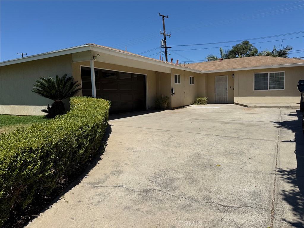 4043 N Santa Lucia Property Photo 1