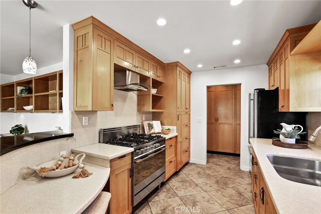 6571 Pickett Property Photo 15