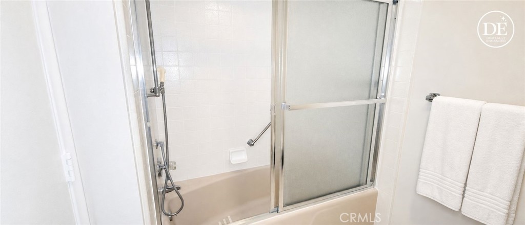931 Avenida Majorca #a Property Photo 10