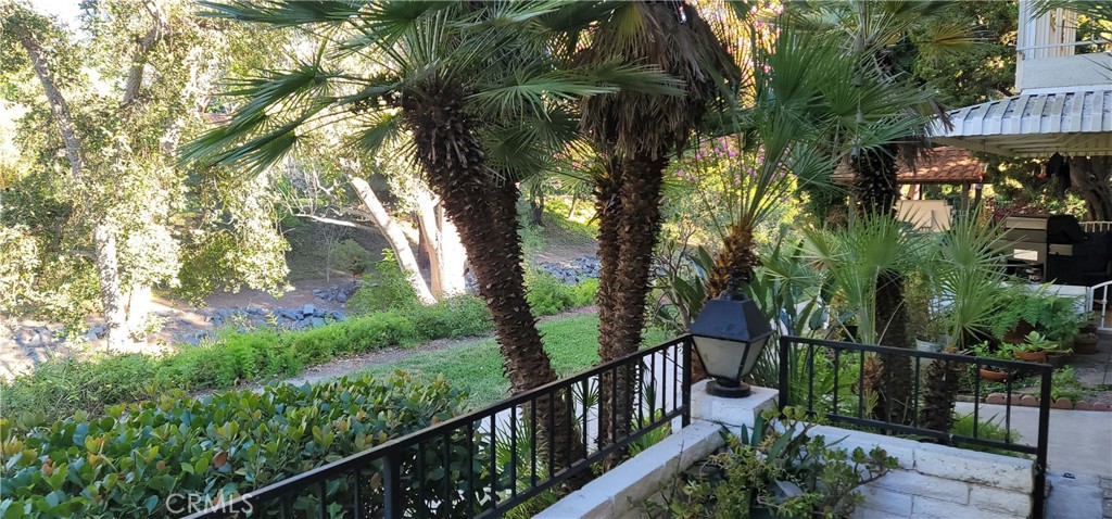 931 Avenida Majorca #a Property Photo 15
