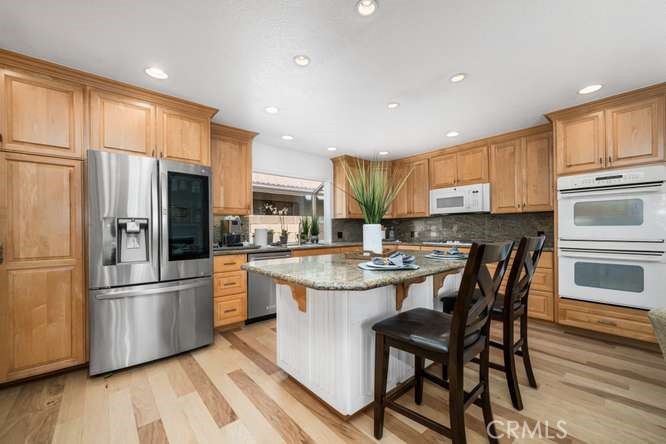 20652 Chaucer Lane Property Photo 16