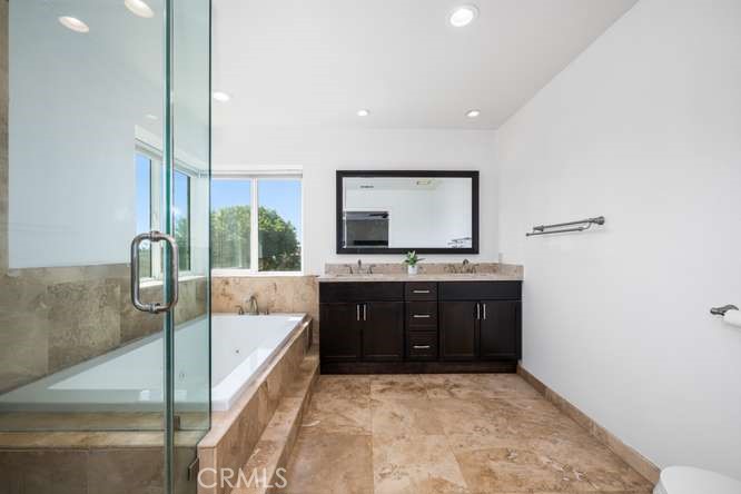 20652 Chaucer Lane Property Photo 33