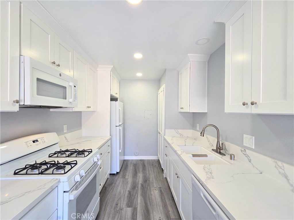 16806 Judy Way Property Photo 7