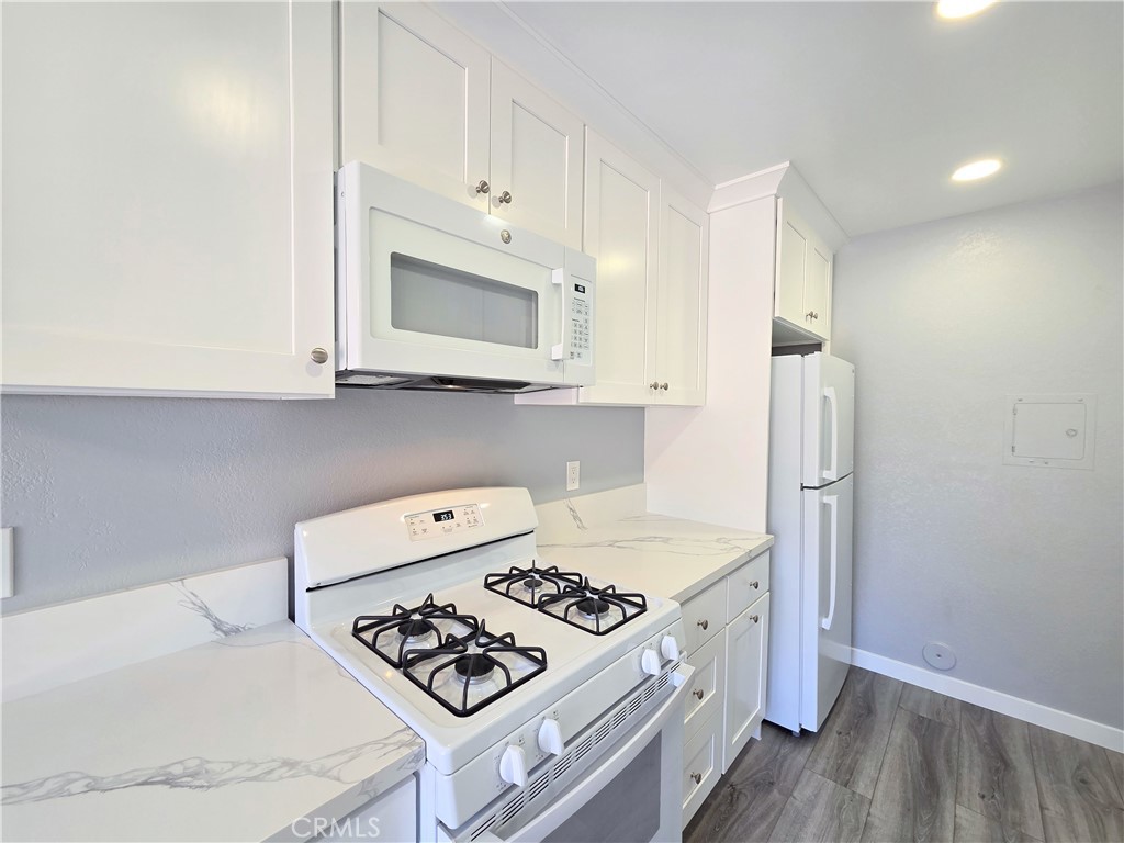 16806 Judy Way Property Photo 8