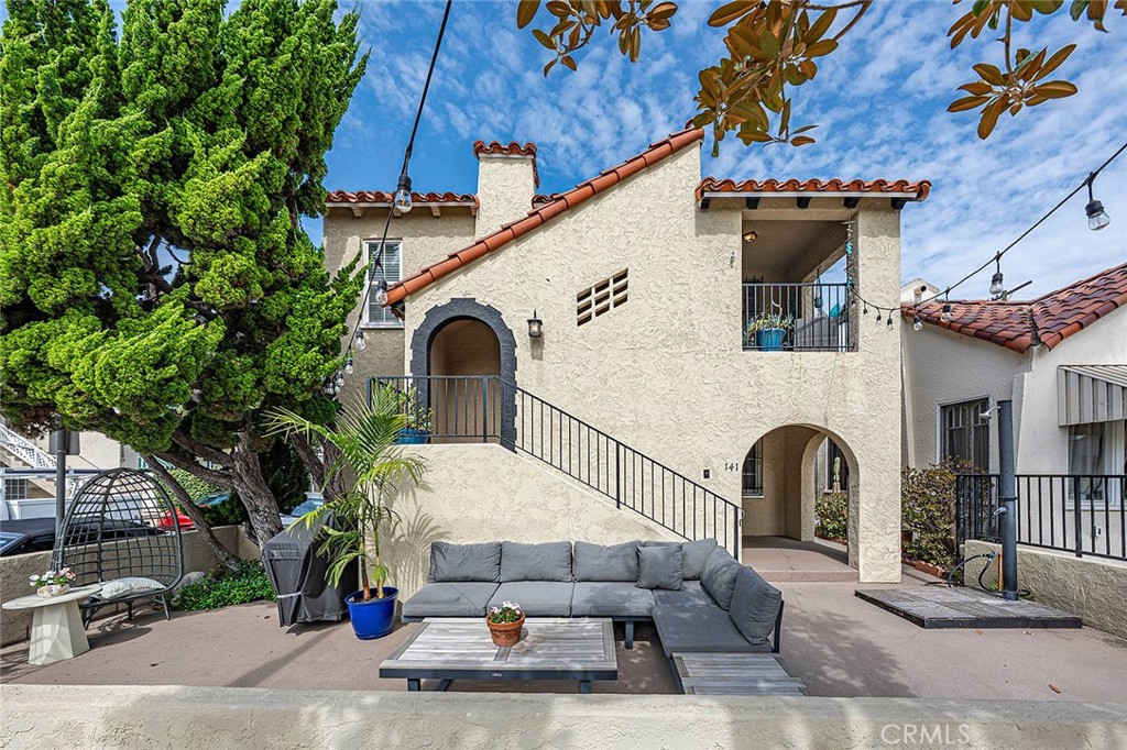 141 Glendora Avenue Property Photo 1