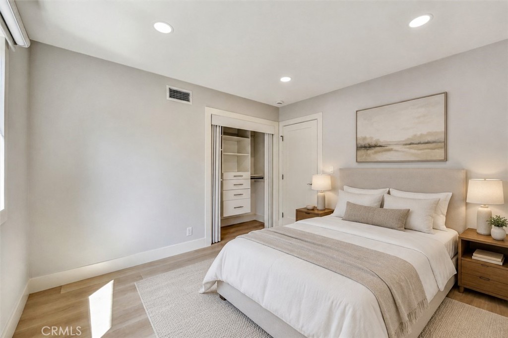 629 S Yorba Property Photo 17