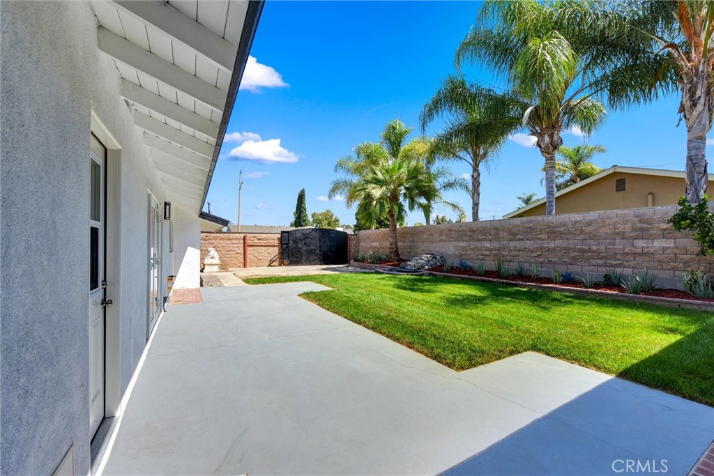 629 S Yorba Property Photo 22