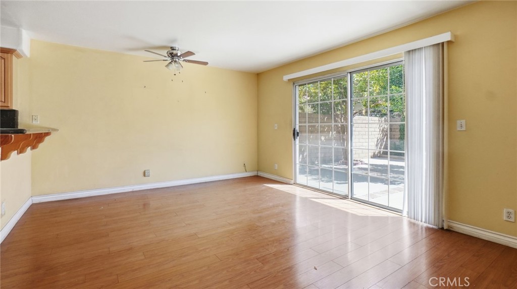 7432 Bellingham Ave Property Photo 20