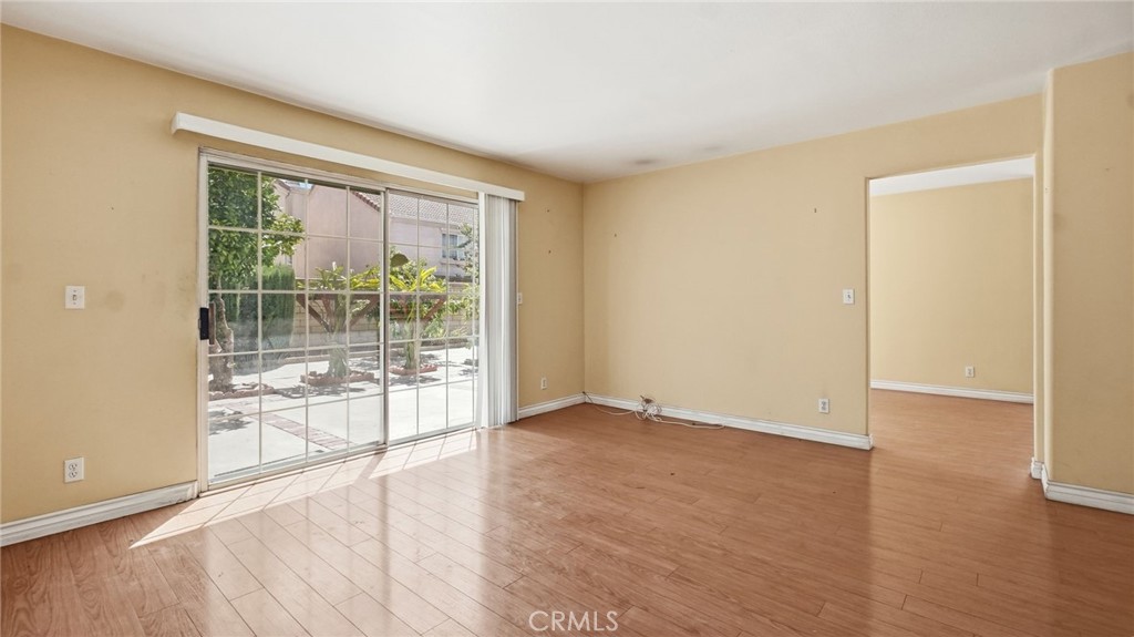 7432 Bellingham Ave Property Photo 21