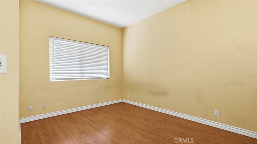 7432 Bellingham Ave Property Photo 25